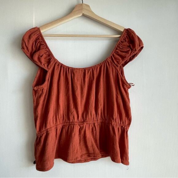 Roxy Skipping through crinkle fabric rust colored top size Large - Picture 3 of 4